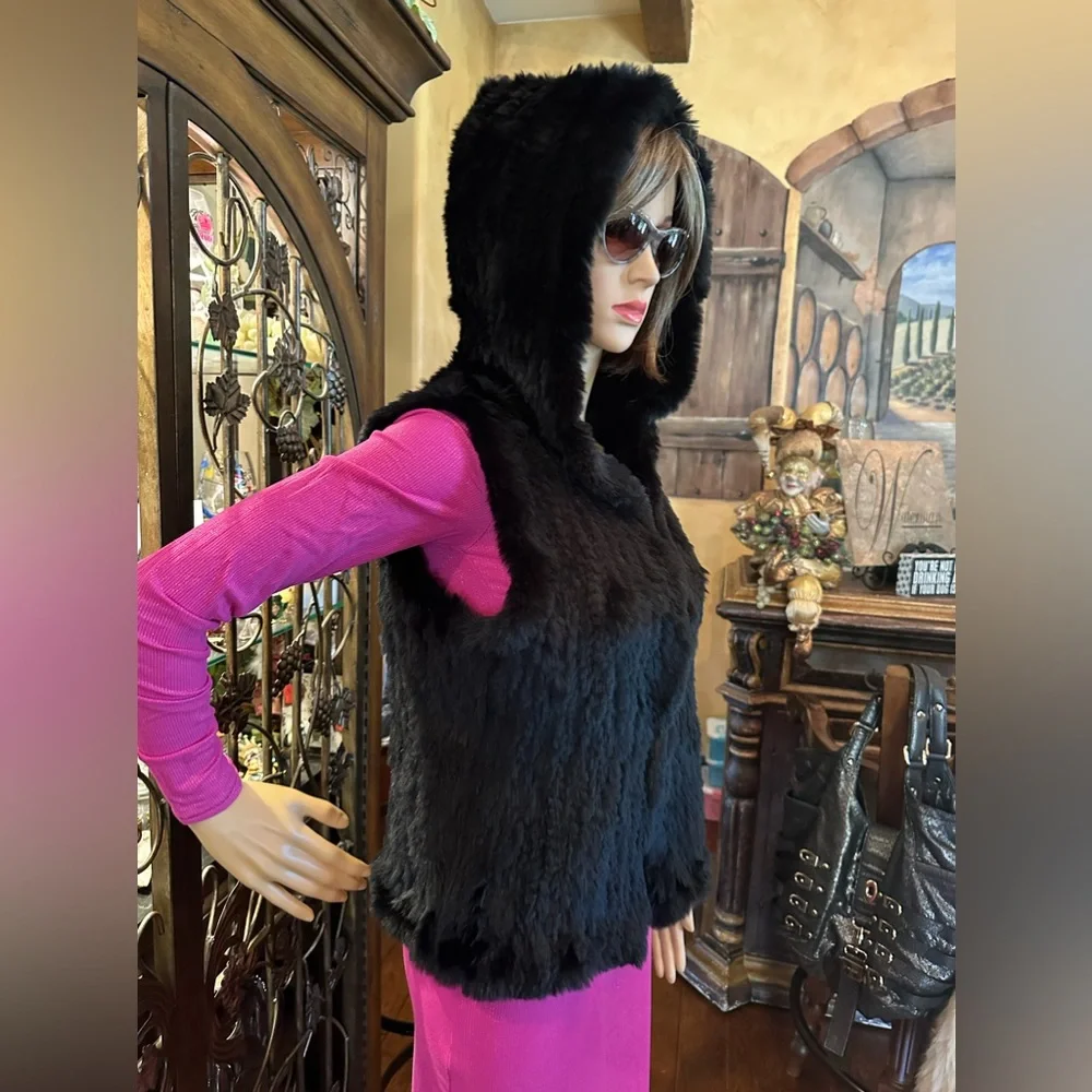 Marolli Hooded Rabbit Vest - Picture 4 of 7